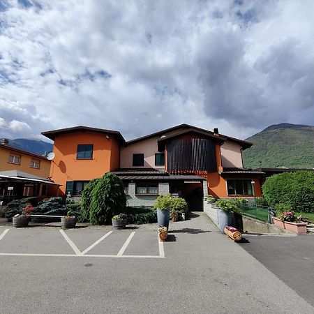 Albergo Baffo Chiuro Luaran gambar