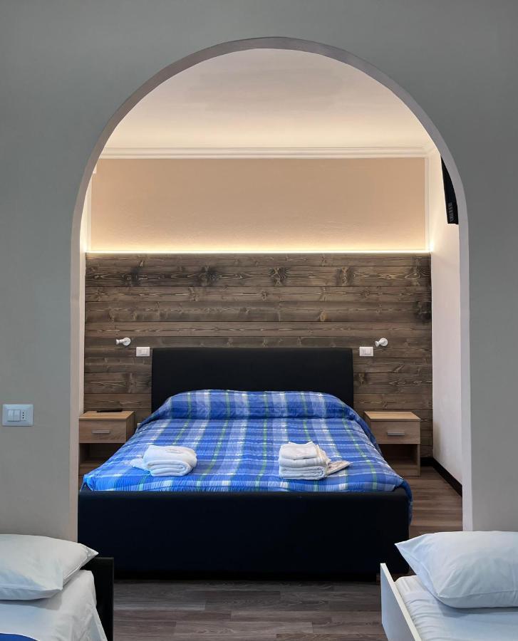 Albergo Baffo Chiuro Luaran gambar