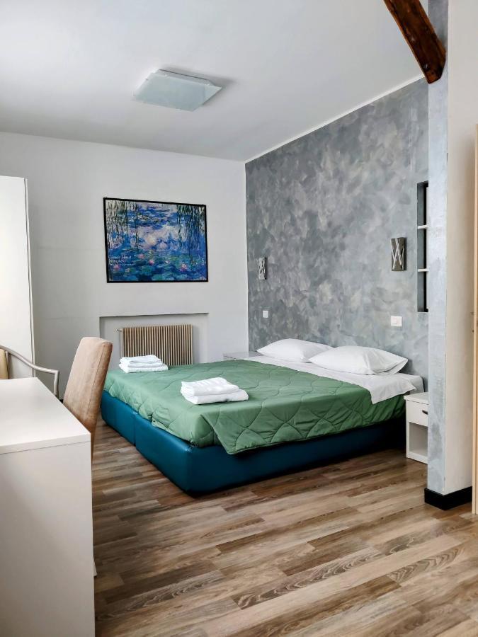 Albergo Baffo Chiuro Luaran gambar