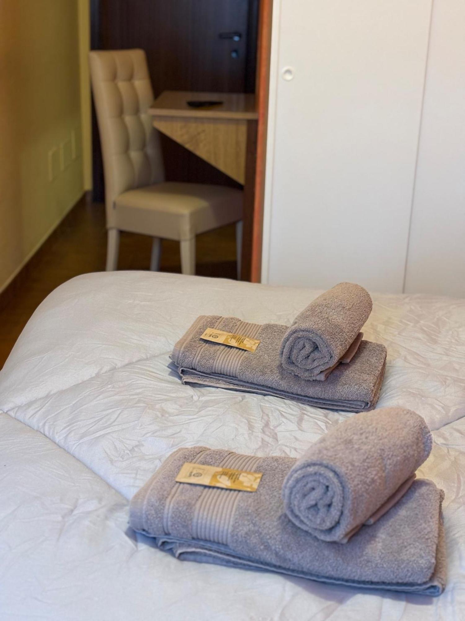 Albergo Baffo Chiuro Luaran gambar