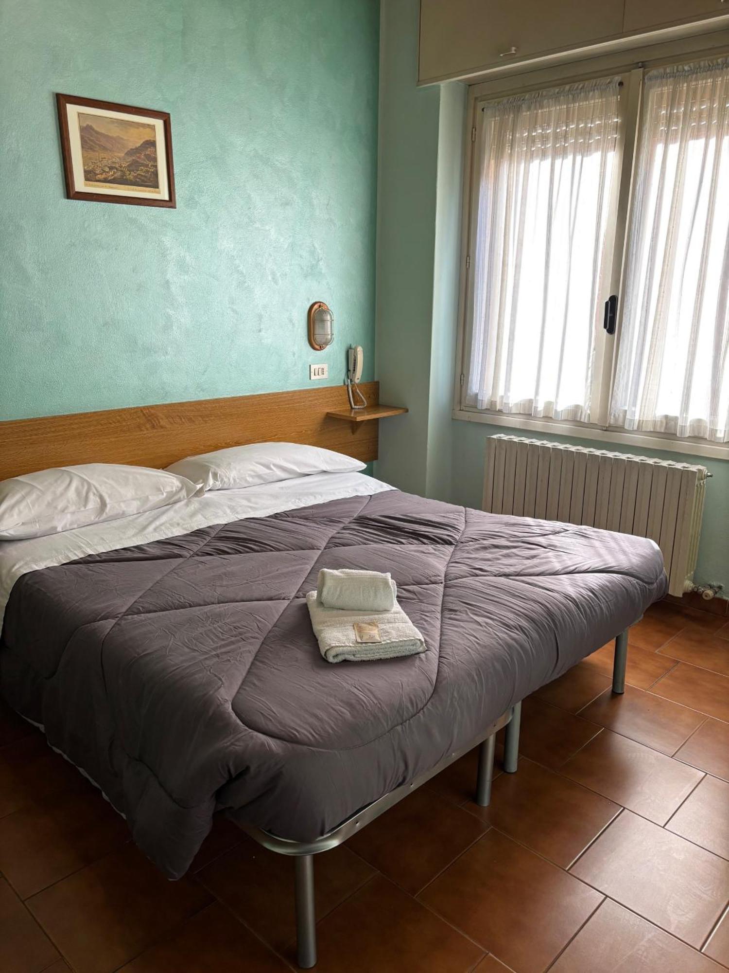 Albergo Baffo Chiuro Luaran gambar